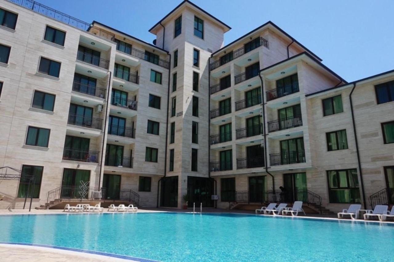 Amadeus Lux - Menada Apartments Slăntjev Brjag Exteriör bild